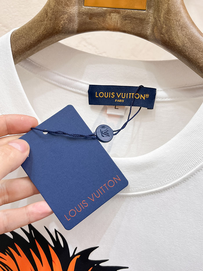 最高級ルイヴィトンスーパーコピー Louis Vuitton コットン 2026年最新作 半袖クルーネックTシャツ clothes202600441 ルイ・ヴィトンの高級カスタムホワイトTシャツ - 画像 (6)