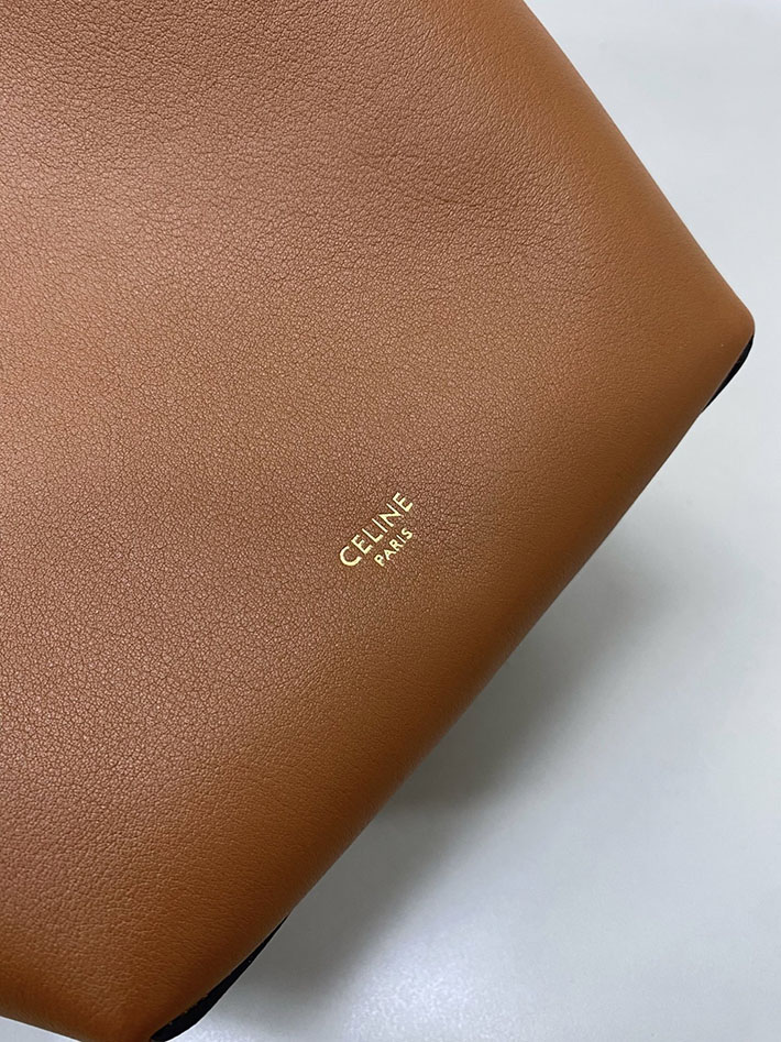 最高級セリーヌスーパーコピー CELINE スモールホーボー サプルスムースカーフスキン タン L10133Q71.04LU セリーヌ ホーボーバッグ - 画像 (6)