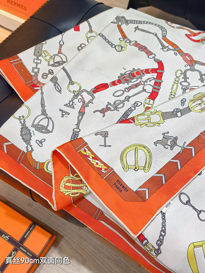 最高級エルメススーパーコピー HERMES カレ 90 シュヴォー・デシェネ 2026新作 H004096S 15 エルメス スカーフ 90 - 画像 (6)