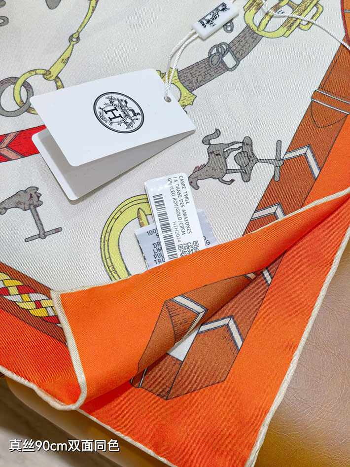 最高級エルメススーパーコピー HERMES カレ 90 シュヴォー・デシェネ 2026新作 H004096S 15 エルメス スカーフ 90 - 画像 (5)