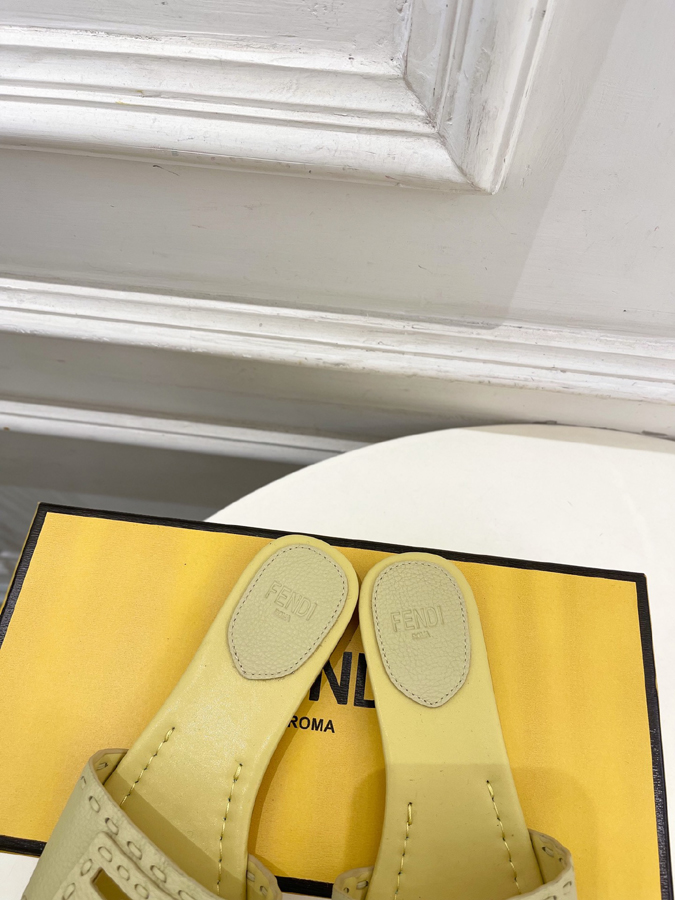 FENDI(フェンディ)| 2026春夏新作コレクション フェンディサンダルコピー - 画像 (7)