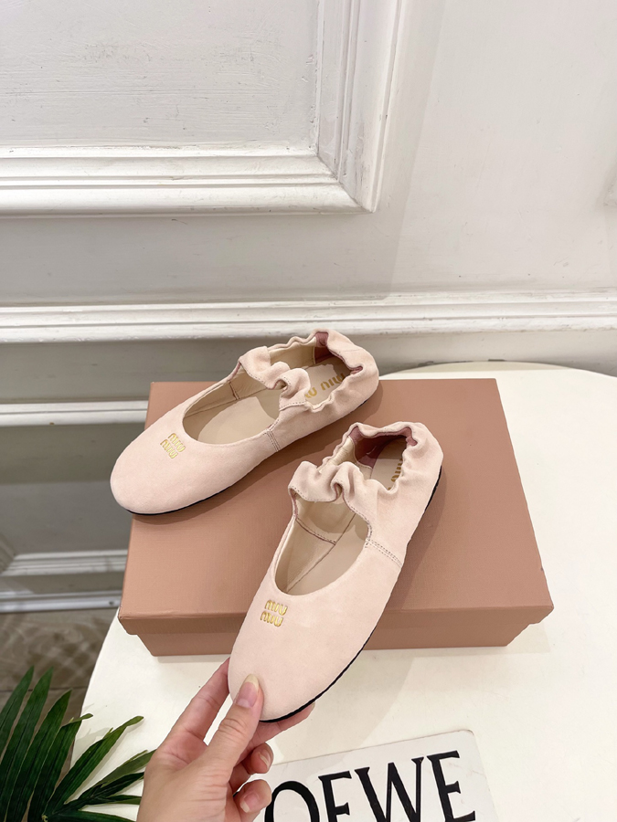 Miu Miu ミュウミュウ2026 春夏新作コレクション ミュウミュウ靴コピー - 画像 (3)