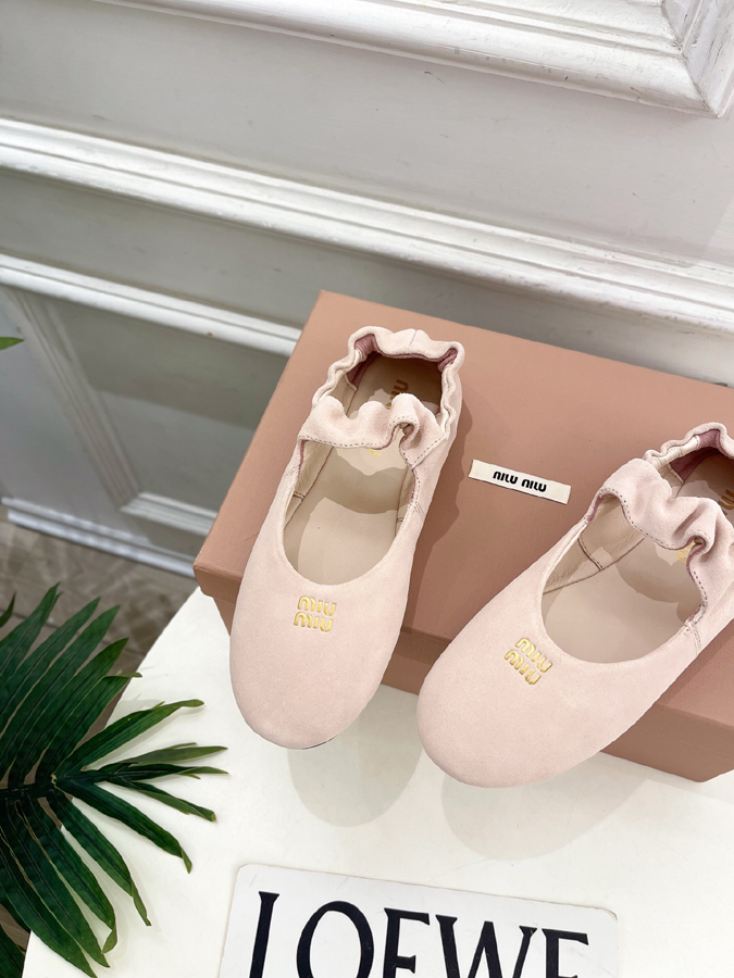 Miu Miu ミュウミュウ2026 春夏新作コレクション ミュウミュウ靴コピー - 画像 (6)