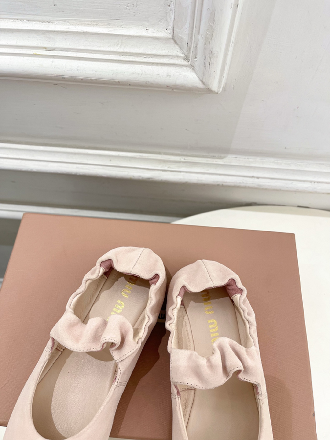 Miu Miu ミュウミュウ2026 春夏新作コレクション ミュウミュウ靴コピー - 画像 (7)